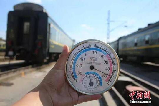 霸占座位不算违法?济南铁路局回应引网友强烈争议