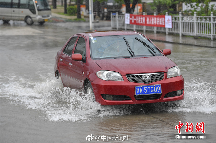 中国车市遇冷:一季度车企前三甲销量均下滑