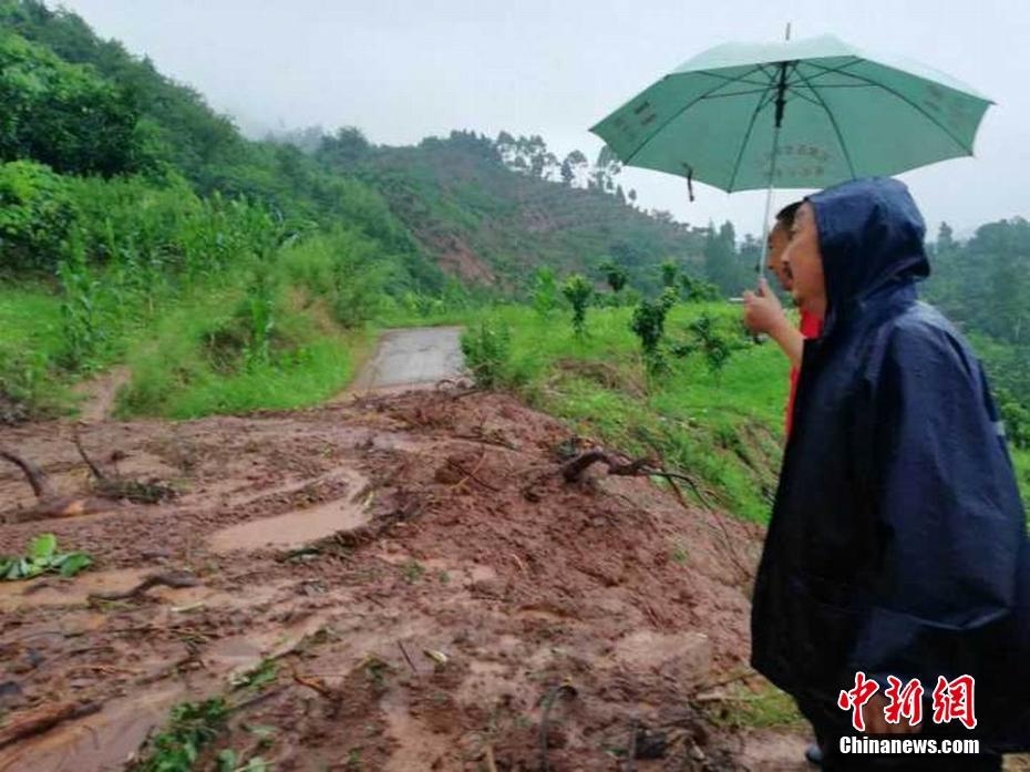 应对暴雨洪涝 应急管理部向山东安徽调拨救灾物资