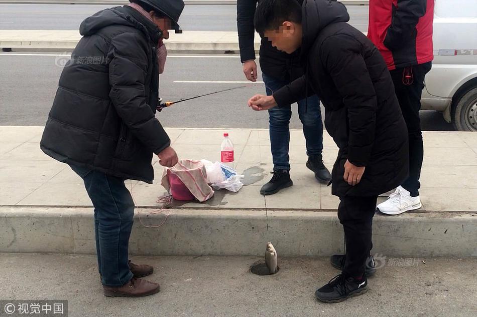 打工子弟考上哈佛：12岁“北漂” 曾帮父母在街边卖煎饼