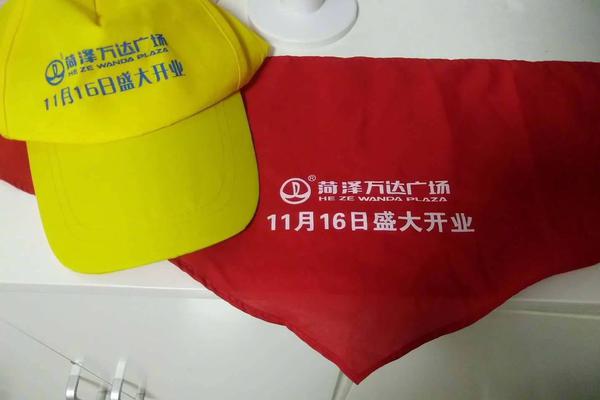 守护平安守护你！上海武警“网红”拉链式人墙又重现了