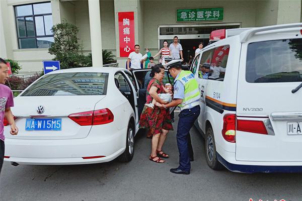 哈尔滨北龙温泉休闲酒店发生火灾 现场18死19伤