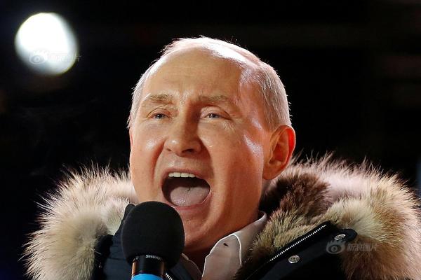 蓬佩奥警告俄别干预美2020年大选 普京：这事翻篇了，往前看