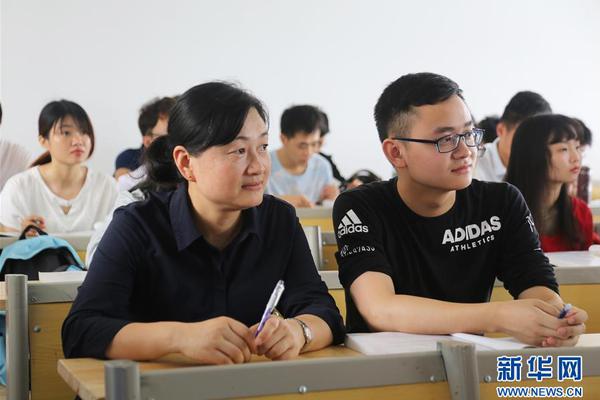 “志愿文学”网络作家基层行上海启动